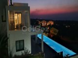 2 yatak odalı lüks penthouse daire + özel çatı terası + ortak yüzme havuzları + restoran + SPA merkezi + tenis kortu + golf