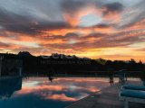 2 yatak odalı lüks penthouse daire + özel çatı terası + ortak yüzme havuzları + restoran + SPA merkezi + tenis kortu + golf