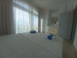Muhteşem deniz manzarası + ortak havuzlar (kapalı ısıtmalı ve açık) + spa + spor salonu + sağlıklı yaşam merkezi + restoran + spor merkezi ile iyi bir şekilde s
