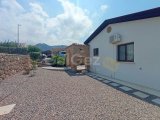 3 yatak odalı ikinci el bungalow + tamamen mobilyalı + çatı terası + 10 m x 5 m Roma sonlu havuz + deniz ve dağ manzaralı + Tapu sahibinin adına, KDV ödenmiş
