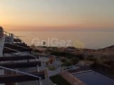 Görkemli Deniz Manzaralı Popüler Palm Bay View Tatil Köyünde Güzel 2 Yatak Odalı Penthouse + Ortak Havuz + Spor Salonu + Sauna