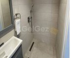Zemin kattaki ikinci el şık stüdyo daire + tam mobilyalı + sahilde konum + olimpik büyüklükte üçlü yüzme havuzu + bio çiftlik + ısıtmalı kapalı havuz + çok sayı