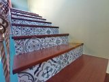 Yenilenmiş 2 yatak odalı ikinci el LOFT bahçe daire + kısmen mobilyalı + ortak yüzme havuzu + doğrudan deniz manzaralı + sahile yürüme mesafesi + Önceki sahibin