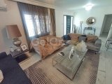 Müthiş manzaralı 5 yatak odalı ikinci el satılık villa + böbrek şeklinde yüzme havuzu + tam eşyalı + elektrikli garaj kapısı + elektrikli kapaklı jakuzi + güneş