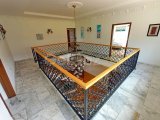 4 yatak odalı ikinci el villa + 10m x 5m ısıtmalı yüzme havuzu + full eşyalı + spor salonu + snooker oyun odası + şarap mahzeni + depo odası + çift garaj + havu