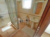 4 yatak odalı ikinci el villa + 10m x 5m ısıtmalı yüzme havuzu + full eşyalı + spor salonu + snooker oyun odası + şarap mahzeni + depo odası + çift garaj + havu