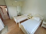 4 yatak odalı ikinci el villa + 10m x 5m ısıtmalı yüzme havuzu + full eşyalı + spor salonu + snooker oyun odası + şarap mahzeni + depo odası + çift garaj + havu