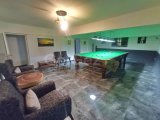 4 yatak odalı ikinci el villa + 10m x 5m ısıtmalı yüzme havuzu + full eşyalı + spor salonu + snooker oyun odası + şarap mahzeni + depo odası + çift garaj + havu