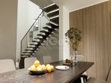 4 yatak odalı modern villalar + 8m x 4m yüzme havuzu + 2 araçlık otopark + güzel deniz ve dağ manzarası + ödeme planı
