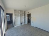 Lüks, en üst kalitede, plan aşamasında 3 yatak odalı bungalov + çatı terası + ortak yüzme havuzu + restoran + spor salonu + muhteşem deniz ve dağ manzaraları