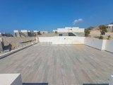 Lüks, en üst kalitede, plan aşamasında 3 yatak odalı bungalov + çatı terası + ortak yüzme havuzu + restoran + spor salonu + muhteşem deniz ve dağ manzaraları