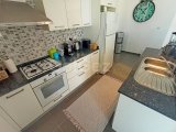3 yatak odalı ikinci el bungalow + tamamen mobilyalı + çatı terası + 10 m x 5 m Roma sonlu havuz + deniz ve dağ manzaralı + Tapu sahibinin adına, KDV ödenmiş