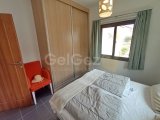 3 yatak odalı ikinci el bungalow + tamamen mobilyalı + çatı terası + 10 m x 5 m Roma sonlu havuz + deniz ve dağ manzaralı + Tapu sahibinin adına, KDV ödenmiş