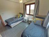 3 yatak odalı ikinci el bungalow + tamamen mobilyalı + çatı terası + 10 m x 5 m Roma sonlu havuz + deniz ve dağ manzaralı + Tapu sahibinin adına, KDV ödenmiş