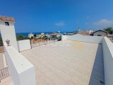 3 yatak odalı ikinci el bungalow + tamamen mobilyalı + çatı terası + 10 m x 5 m Roma sonlu havuz + deniz ve dağ manzaralı + Tapu sahibinin adına, KDV ödenmiş