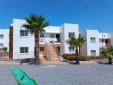 2 yatak odalı ikinci el çatı katı daire + full eşyalı + ortak havuzlar + kapılı güvenlik