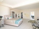 5 yatak odalı ikinci el villa + DENİZ KENARI + 12m x 8 havuz + spor salonu + çalışma odası + güneş panelleri + foto voltaj sistemi + beyaz eşyalar + klima + mer