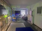 5 yatak odalı ikinci el villa + DENİZ KENARI + 12m x 8 havuz + spor salonu + çalışma odası + güneş panelleri + foto voltaj sistemi + beyaz eşyalar + klima + mer