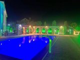 5 yatak odalı ikinci el villa + DENİZ KENARI + 12m x 8 havuz + spor salonu + çalışma odası + güneş panelleri + foto voltaj sistemi + beyaz eşyalar + klima + mer