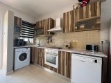 Bu Prestijli Sitede Güzel Sunumlu 2 Yatak Odalı Zemin Kat Daire + Ortak Havuz + Spor Salonu + Deniz Manzarası