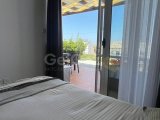 Bu Prestijli Sitede Güzel Sunumlu 2 Yatak Odalı Zemin Kat Daire + Ortak Havuz + Spor Salonu + Deniz Manzarası