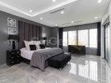 TEK ACENTE - Vay Vay! Bu 'Eşsiz' 5-6 Yatak Odalı Villa, Uluslararası Standartlarda İnşa Edilmiştir + Spor Salonu + Özel Havuz + Panoramik Deniz ve Dağ M