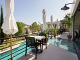Çarpıcı 2 yatak odalı modern penthouse daire + ödüllü butik otel ve şarap çiftliğinin bir parçası + ortak yüzme havuzu + spor salonu + kafe + sauna + çocuk oyun