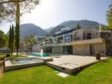 Çarpıcı 2 yatak odalı modern penthouse daire + ödüllü butik otel ve şarap çiftliğinin bir parçası + ortak yüzme havuzu + spor salonu + kafe + sauna + çocuk oyun