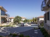 Çarpıcı 2 yatak odalı modern penthouse daire + ödüllü butik otel ve şarap çiftliğinin bir parçası + ortak yüzme havuzu + spor salonu + kafe + sauna + çocuk oyun