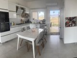 LEFKOŞA BALIKKESİR BÖLGESİN'DE 3+1 BAHÇELİ SATILIK MÜSTAKİL EV