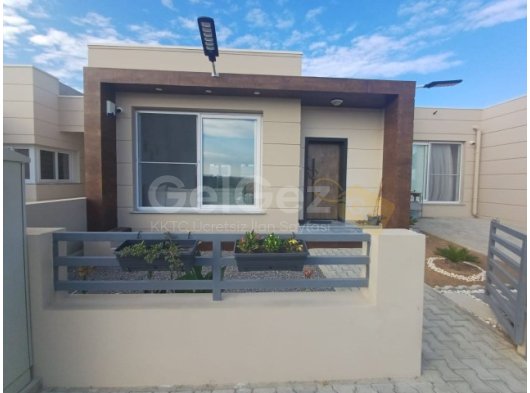 LEFKOŞA BALIKKESİR BÖLGESİN'DE 3+1 BAHÇELİ SATILIK MÜSTAKİL EV