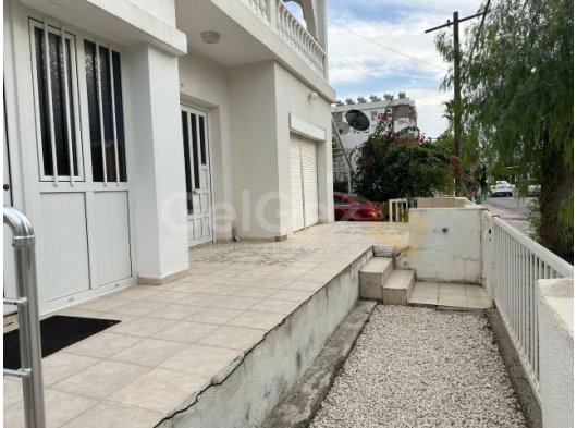 LEFKOŞA YENİŞEHİR BÖLGESİNDE SATILIK KOMPLE BİNA