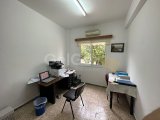 LEFKOŞA YENİŞEHİR BÖLGESİNDE SATILIK KOMPLE BİNA