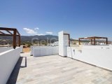 Satılık Penthouse-Bahçeli, Girne