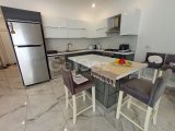 Deniz kıyısında gelişen 2 yatak odalı zemin kat daire + tamamen mobilyalı + ortak havuzlar + restoran + SPA merkezi + süpermarket + eczane + plaja yürüme mesafe