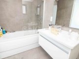 3 yatak odalı lüks bahçe daire + tamamen mobilyalı + ortak yüzme havuzları + restoran + SPA merkezi + tenis kortu + golf