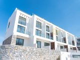 Yepyeni 1 yatak odalı satılık LOFT çatı katı daire + çatı terası + ortak yüzme havuzu + spor salonu + tüm olanaklara ve Akdeniz'e yakın