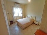 1 yatak odalı ikinci el çatı dubleks daire + tamamen mobilyalı + 3 ortak havuz + deniz ve dağ manzaralı