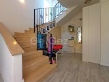 4 yatak odalı villa + 8m x 4m yüzme havuzu + klima + yerden ısıtma + sauna + Tapu sahibinin adına kayıtlı KDV ödenmiştir.