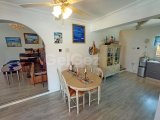 4 yatak odalı villa + 8m x 4m yüzme havuzu + klima + yerden ısıtma + sauna + Tapu sahibinin adına kayıtlı KDV ödenmiştir.