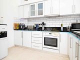 Harika 5 yatak odalı ikinci el villa + 10m x 5m havuz + aydınlatmalarla olgun bahçe + süpermarkete, golf kulübüne, SPA merkezine ve sahile yürüme mesafesinde +
