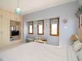 3 yatak odalı ikinci el villa + 8m x 4m yüzme havuzu + full eşyalı + jakuzili çatı terası + muhteşem manzara + Sahibinin adına tapu – KDV ödenmiş