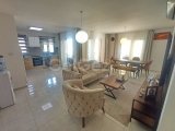 3 yatak odalı ikinci el bahçe daire + kısmen mobilyalı + ortak yüzme havuzu + çocuk oyun alanı + yeraltı otoparkı + gerekli tüm altyapı özelliklerine yakın konu