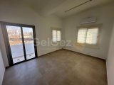 LEFKOŞA SURLARİÇİ MERKEZ'DE 3 + 1 KİRALIK İŞ YERİ- OFİS