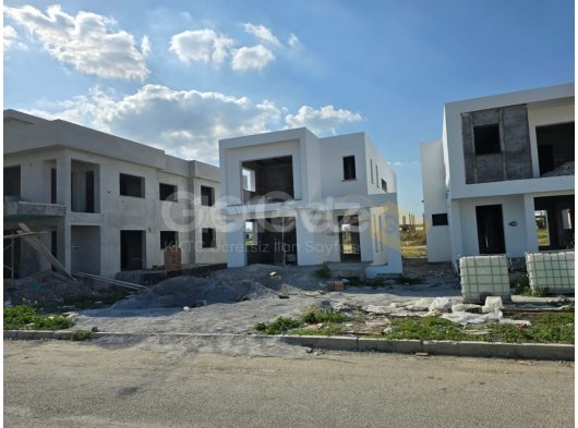 LEFKOŞA GÖNYELİ BÖLGESİNDE SATILIK 3+1 TEK MÜSTAKİL EV