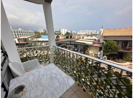 GİRNE MERKEZDE AYLIK ÖDEMELİ EŞYALI 1+1 KİRALIK DAİRE