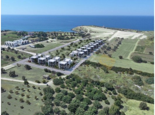 GİRNE ÇATALKÖY 'DE 3 + 2 SIFIR VİLLA