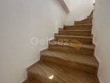 GİRNE OZANKÖY BÖLGESİNDE SATILIK TRİPLEX LÜKS 4 + 1 VİLLA ( 0533 880 00 85 )