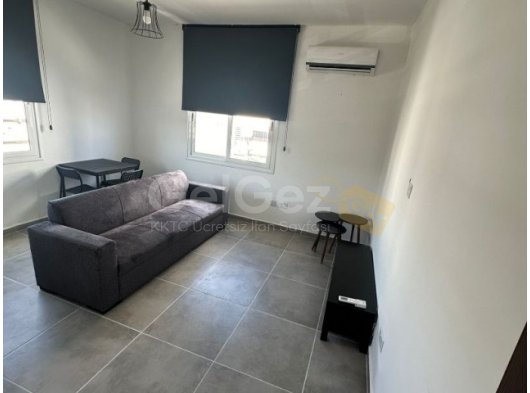 GÖÇMENKÖYDE ANA CADDE ÜZERİNDE KİRALIK DAİRE