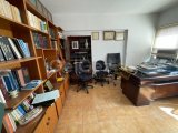 LEFKOŞA MERKEZDE AYLIK ÖDEMELİ KİRALIK OFİS